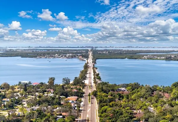 Pine Bay Forest: A Tranquil West Bradenton Community Near the Gulf