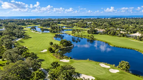 Where Can You Golf Near Osprey?,Hunt Brothers Realty