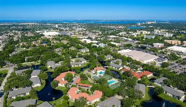Shorewalk Bath and Tennis Club: Resort-Style Condo Living in Bradenton,Hunt Brothers Realty