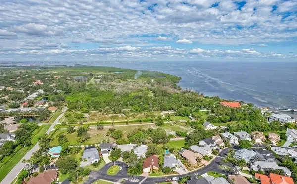 River Harbor West: Waterfront Living Along the Manatee River