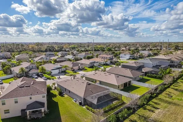 Stoneledge: Modern Neighborhood Living in the Bradenton Area