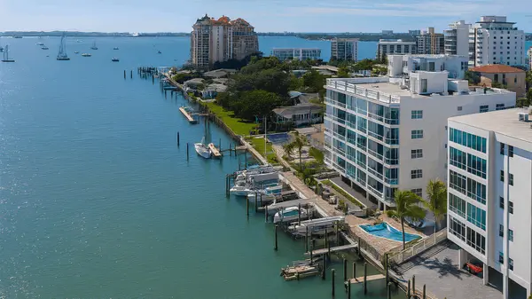 Marina View Sarasota: Waterfront Condos and Buyer Considerations
