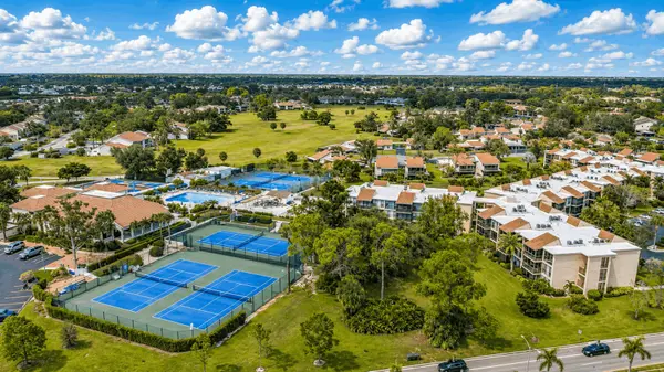 Bird Bay Village: Resort-Style Condo Living Near Downtown Venice
