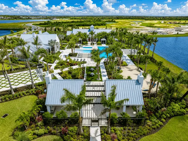 Everly: New-Home Living and Florida Lifestyle in Venice