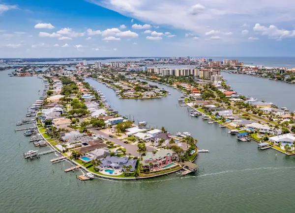 Clearwater Florida homes