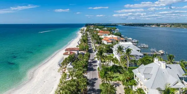 Top Luxury Communities on Casey Key: Florida’s Hidden Coastal Paradise