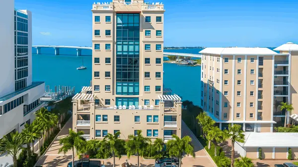 Alta Mer Sarasota: Waterfront Condos and Golden Gate Point Living