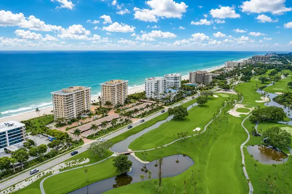 Longboat Key Towers: Gulf-Front Residences Behind the Longboat Key Club Gates
