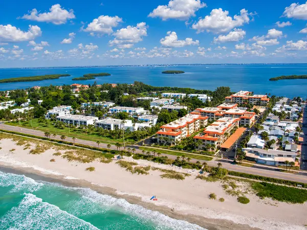 Bayport Beach and Tennis Club: Where Gulf and Bay Living Come Together