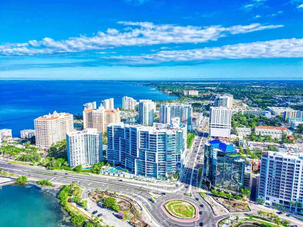 Downtown Sarasota Condo Living: Is It Right for You?