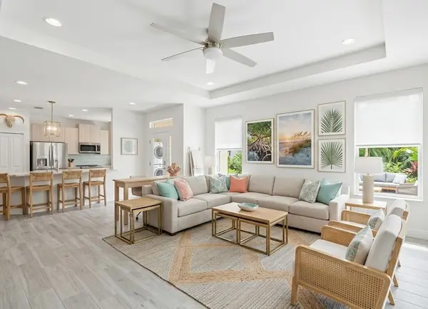 Moving Day in Florida: Utilities, Internet, and Closing Logistics Checklist,Hunt Brothers Realty
