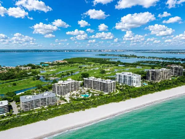 The Sanctuary: Secluded Beachfront Luxury on Longboat Key