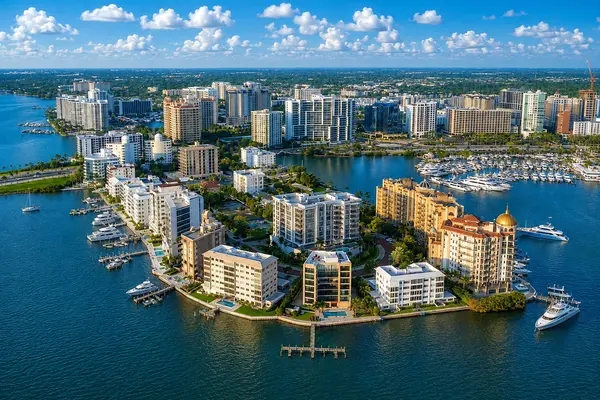 Golden Gate Point Neighborhood Spotlight: Sarasota Bayfront Condo Living