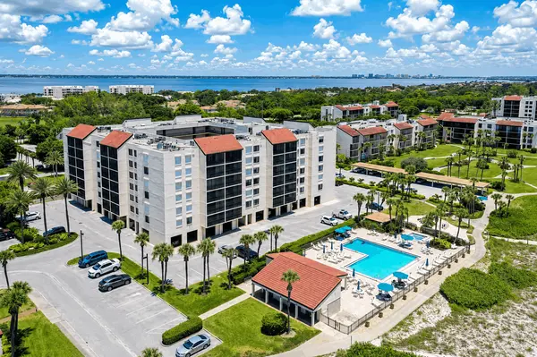 Seaplace: Resort-Style Beachfront Living on Longboat Key,Hunt Brothers Realty