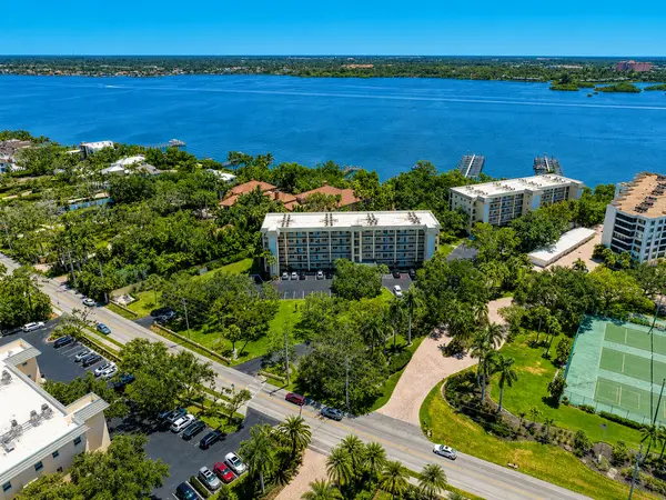 Bay Tree Club: Enjoy the Beach-to-Bay Lifestyle on Siesta Key