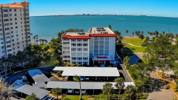 Bays Bluff Sarasota: Bayfront Condos, Amenities and Location
