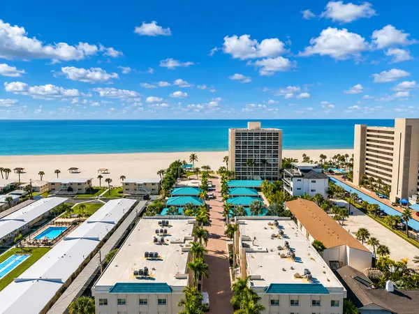 Palm Bay Club: From Gulf-Front Sunsets to Bayside Living,Hunt Brothers Realty