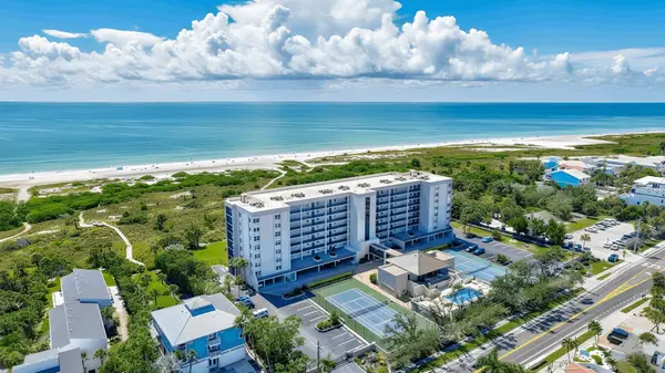 Siesta Gulf View: Coastal Condo Living Across from Siesta Beach,Hunt Brothers Realty