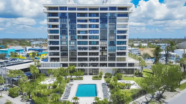 Terrace East: Gulf-Front Living in the Heart of Siesta Key,Hunt Brothers Realty