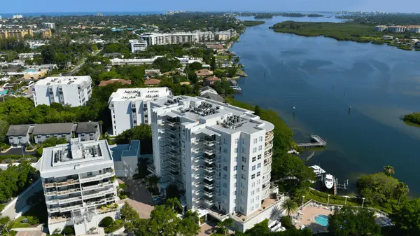 Summer Cove: Upscale Waterfront Living on Siesta Key,Hunt Brothers Realty