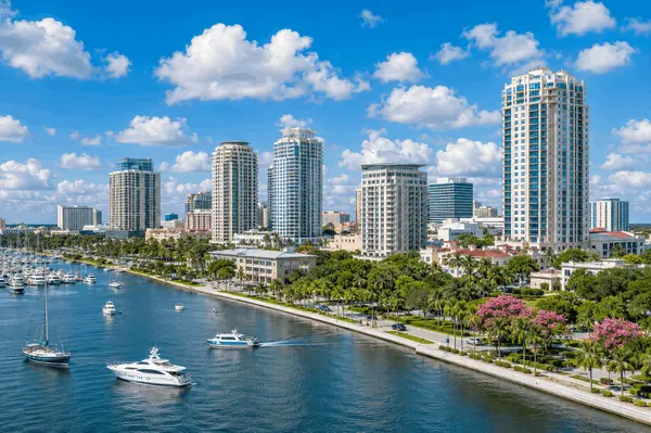 Downtown St. Petersburg Condos: What Buyers Should Know