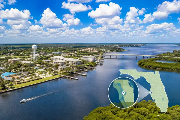 How Convenient Is Ellenton for Tampa, Sarasota and Gulf Beaches?