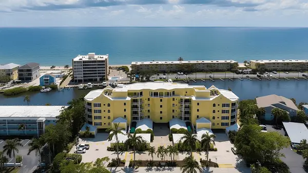Somerset Cay: Boutique Waterfront Luxury on Siesta Key,Hunt Brothers Realty