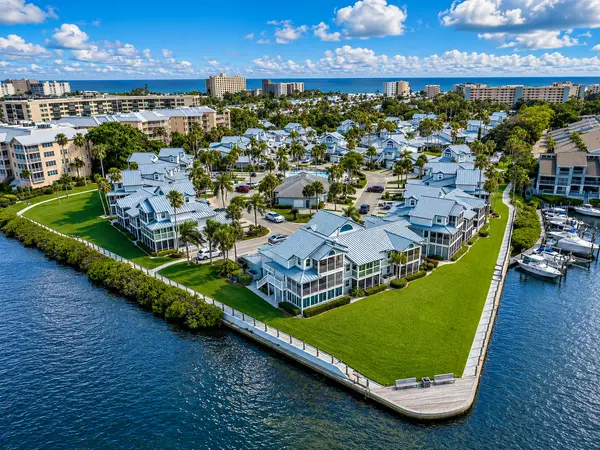 Gulf and Bay Club Bayside: Waterfront Living Across from Siesta Beach,Hunt Brothers Realty