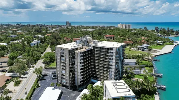 Siesta Towers: High-Rise Living Near Siesta Key Village,Hunt Brothers Realty