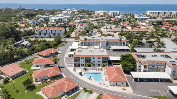 Vista Hermosa: Relaxed Island Living Near Crescent Beach,Hunt Brothers Realty