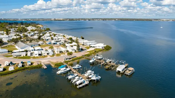 Braden Castle: Historic Character and Waterfront Living in Bradenton