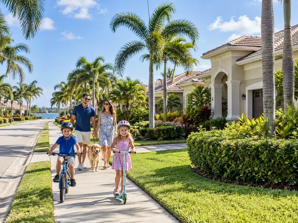 Moving to Sarasota with Kids: A Practical Homebuyer’s Guide to Neighborhoods, Commutes and Everyday Life
