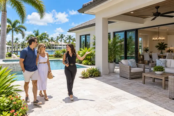Flying In to House Hunt in Sarasota? How to Make the Most of a 3-Day Home Search