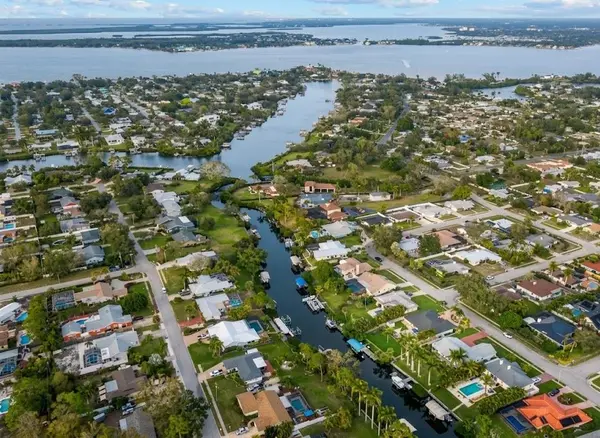 Belair Bayou: Discover a Distinctive Waterfront Side of Bradenton,Hunt Brothers Realty