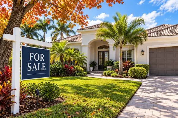 Pricing Strategy for Fall: When to Reduce, When to Hold, and When to Improve,Hunt Brothers Realty