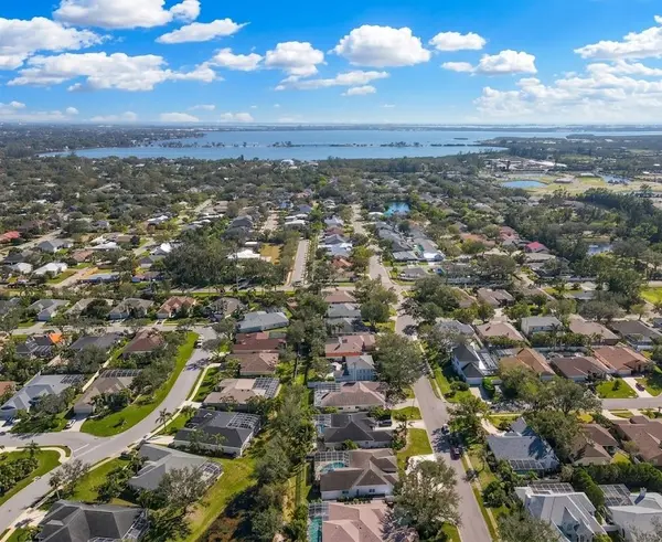 Mango Park: Classic Residential Living in Bradenton,Hunt Brothers Realty