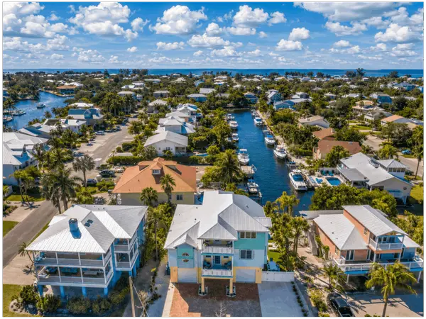 Anna Maria Island by Boat: What Future Homeowners Should Experience From the Water,Hunt Brothers Realty