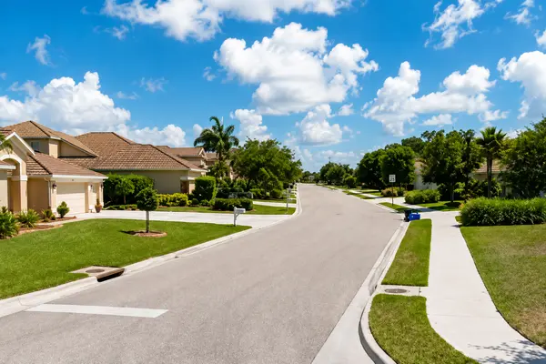 Oak Trace: A Relaxed Bradenton Community with Florida Charm,Hunt Brothers Realty