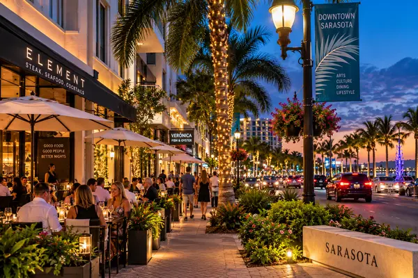 Downtown Sarasota After Dark: Dining, Entertainment and Waterfront Walks