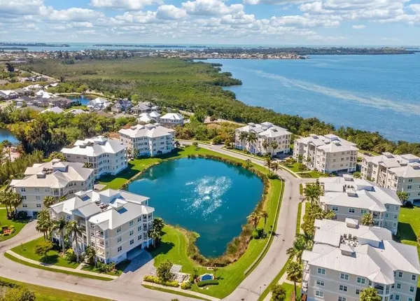 Palma Sola Bay Club: Waterfront Condo Living Near Anna Maria Island