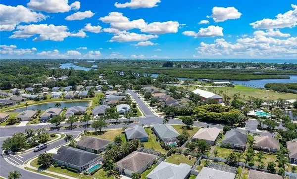 River Sound: Contemporary Living Near the Braden River