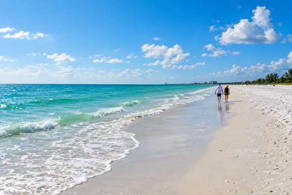 Where to Take a Long Beach Walk While Deciding Whether Sarasota Is Right for You,Hunt Brothers Realty