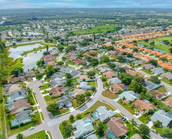 Fairfax: Comfortable Neighborhood Living in Bradenton