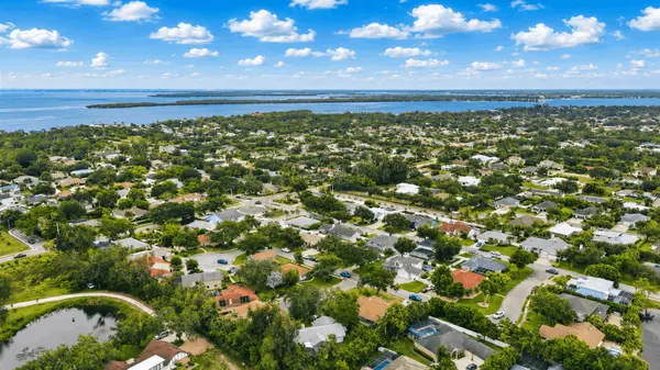 Fiddlers Green: Relaxed Condo Living in Bradenton