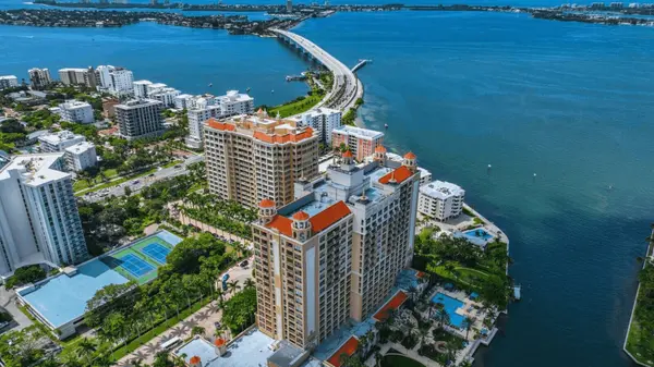 The Ritz-Carlton Tower Residences: A Buyer’s Guide to Branded Sarasota Living,Hunt Brothers Realty