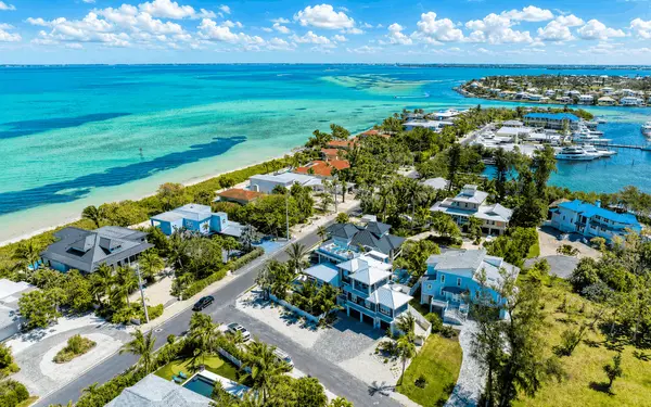 Tuttle Terrace: Laid-Back Residential Living in Anna Maria,Hunt Brothers Realty