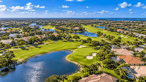 Best Places to Live in Venice for Golfers,Hunt Brothers Realty