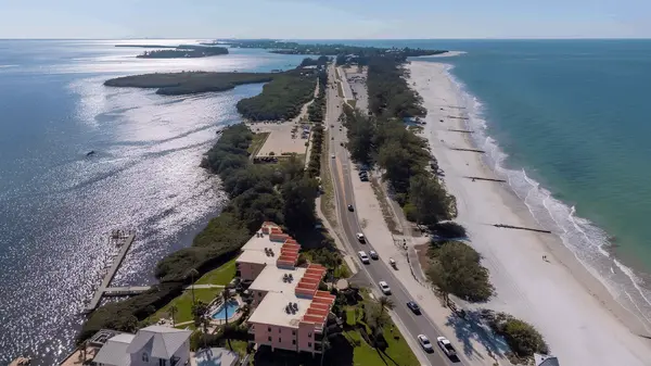 Coquina Moorings Condos: Island Living Near Coquina Beach