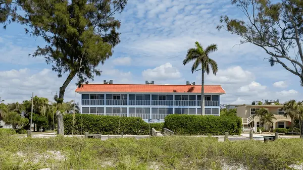 Sunset Villas: A Relaxed Coastal Escape in Bradenton Beach,Hunt Brothers Realty