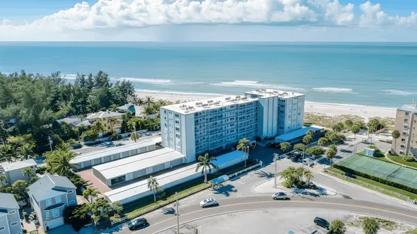 Martinique Condos: A Classic Gulf-Front Address in Holmes Beach,Hunt Brothers Realty